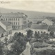 Škola v roce 1908
Sbírka  - p. Šos (poskytl p. Parkán)
